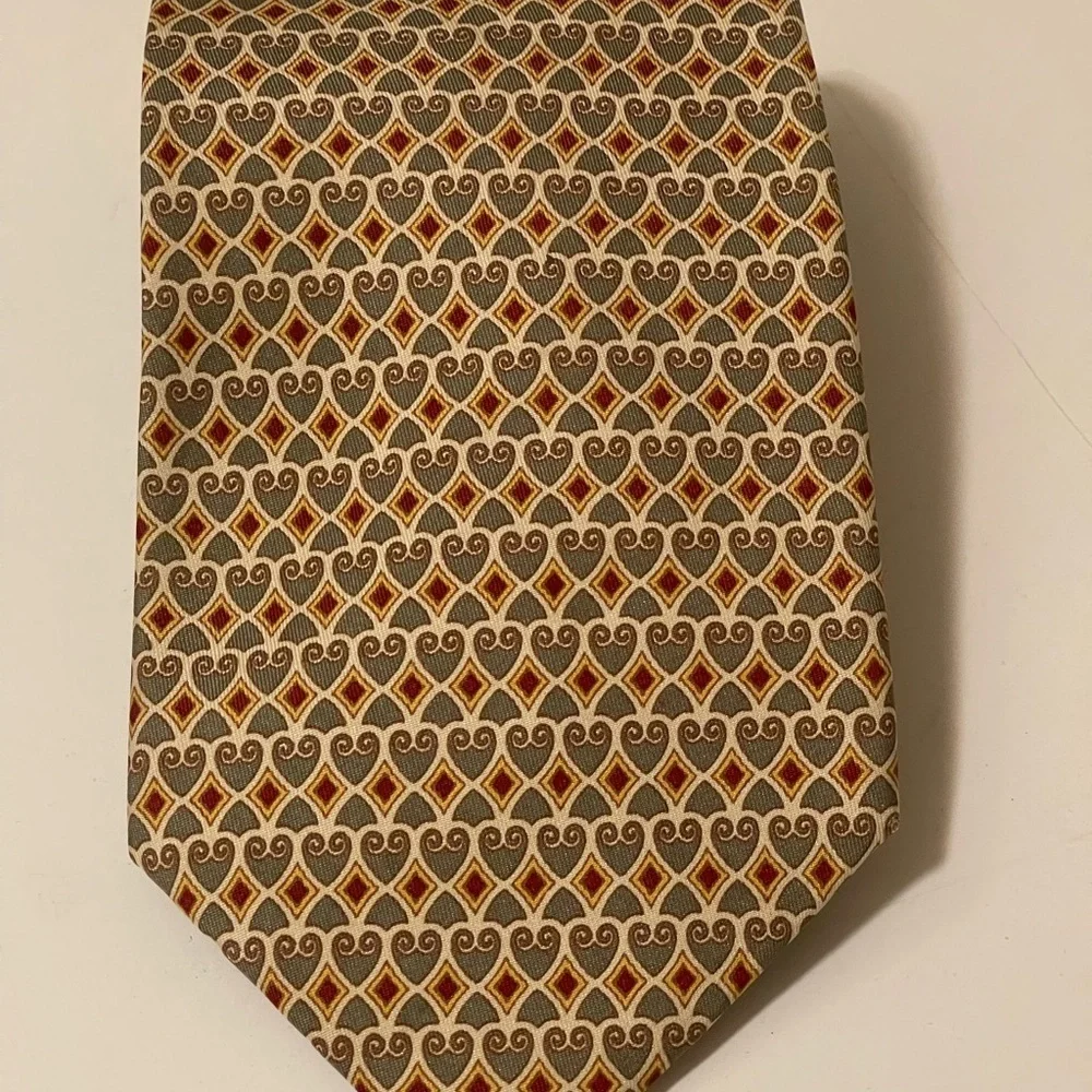 Burberry beautiful ties in good condition